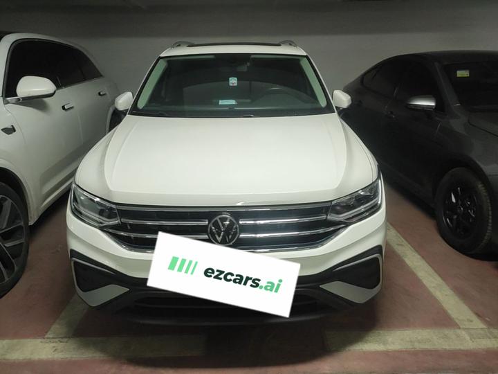 Tiguan L 2022 330TSI AT RWD Smart photo 2