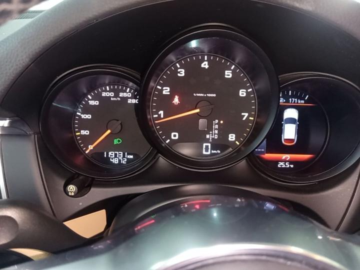 2017 Macan 2.0T photo 7