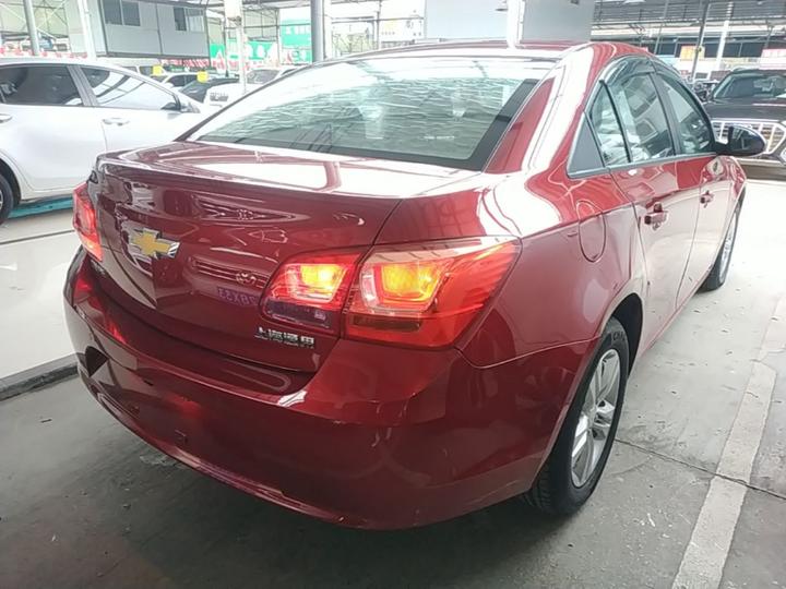2015 1.5L Classic SE AT photo 6