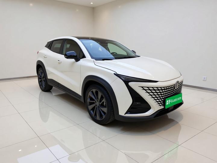 UNI-T 2020 1.5T Premium photo 3