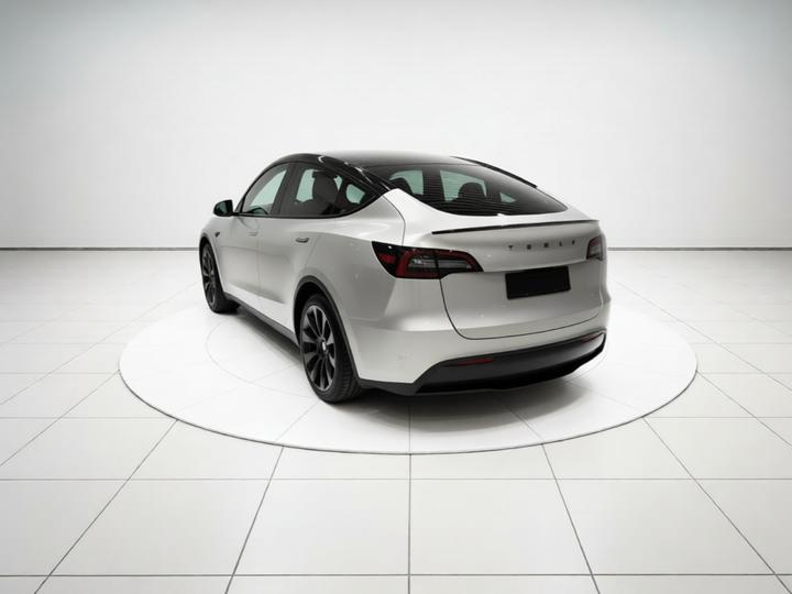 Model Y 2021 Standard Range RWD photo 4