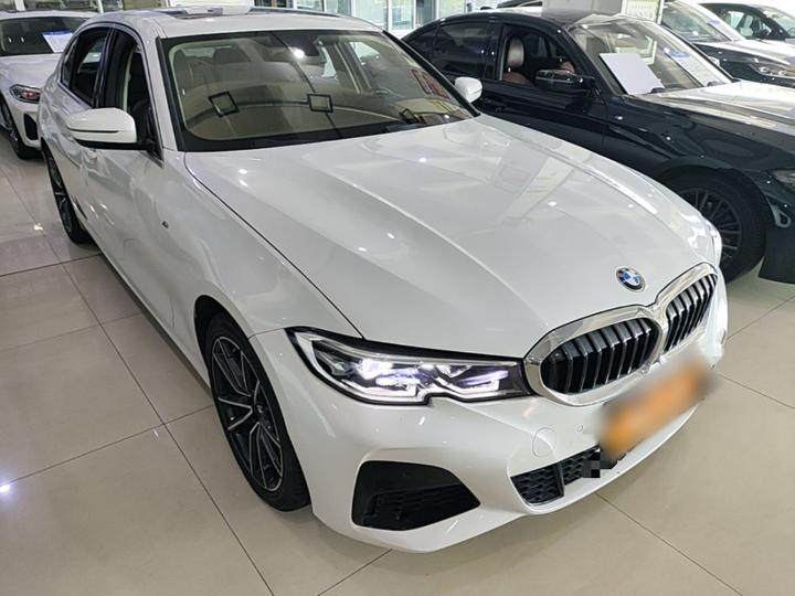 3 Series 2022 Facelift 320Li M Sport Package photo 3