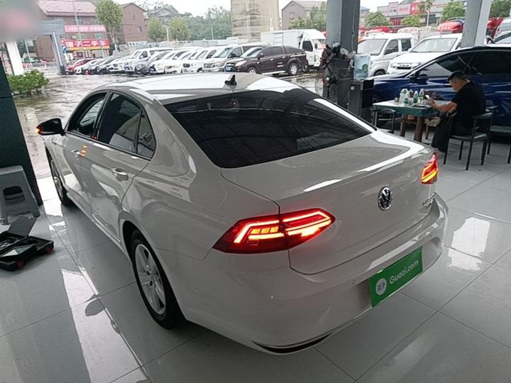 Lamando 2021 230TSI DSG photo 4