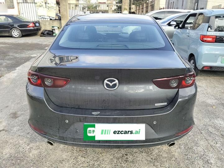 3 Axela 2020 2.0L AT photo 5