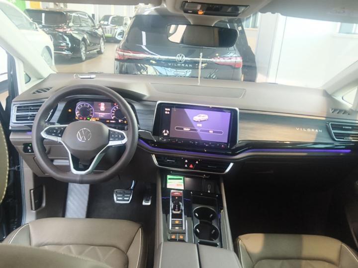 Viloran 2023 Facelift 380TSI Premium photo 5