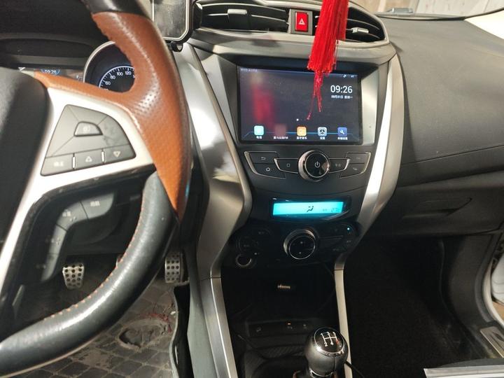 Yuan 2017 1.5L MT photo 5