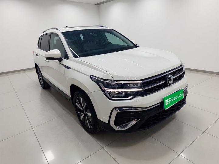 Tharu 2023 300TSI RWD photo 3