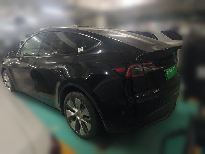 Model Y 2022 Facelift RWD photo 4