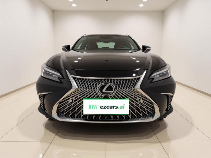 ES 2025 300h Exclusive photo 2