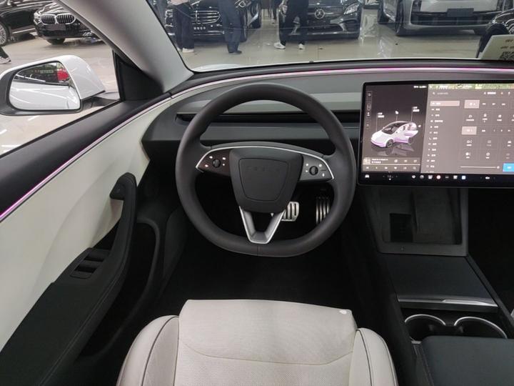 Model 3 2024 Performance AWD photo 6