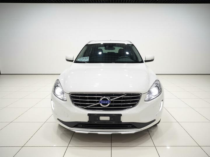 XC60 2016 T5 photo 2