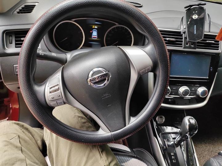 Tiida 2016 1.6L CVT photo 3