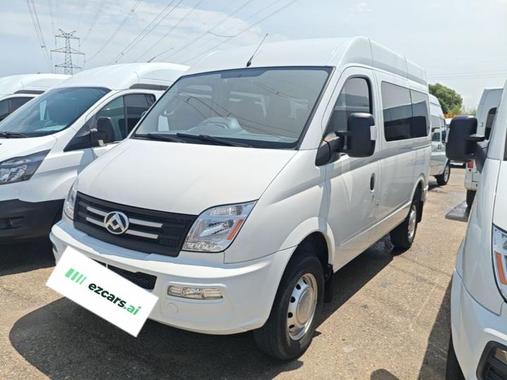MAXUS V80 2023 2.0T AMT Classic Short Wheelbase 5/6-Seater
