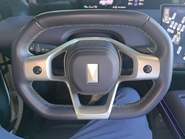 07 2026 Ultra EV AWD photo 6