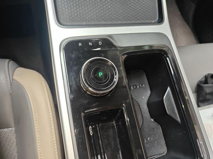 AION Y 2021 70 Tech photo 6