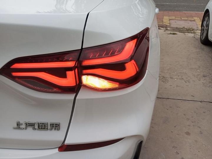 Cruze 2023 1.5L DCT photo 7