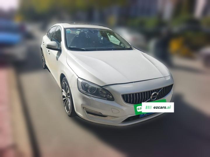 S60 2018 S60L T4 Progressive photo 3