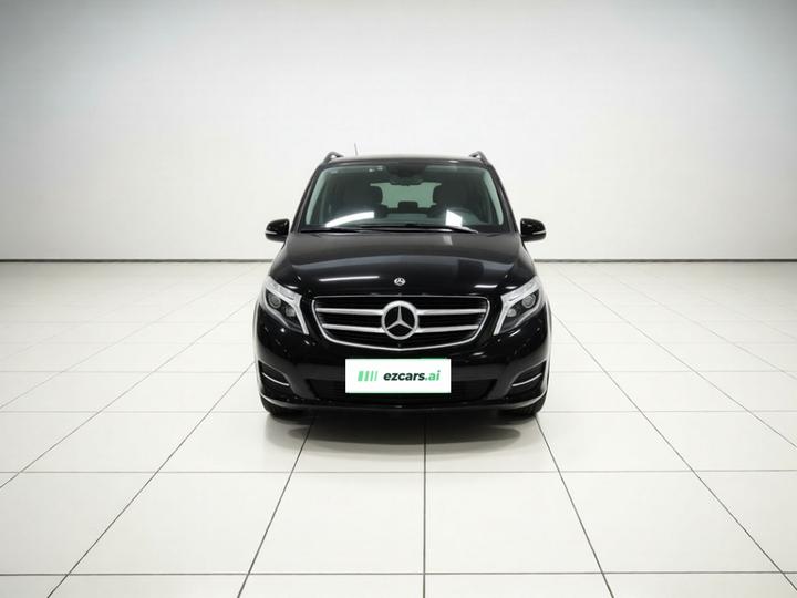 V-Class 2018 V 260 L Premium Extended China VI photo 2