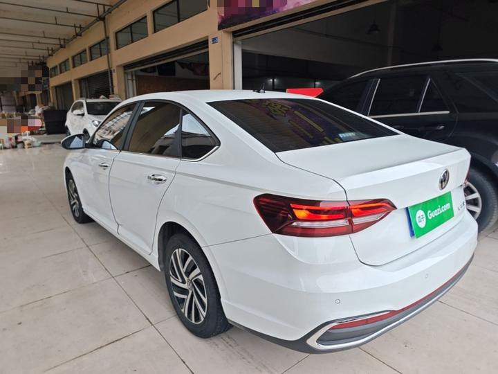 Lavida 2024 1.5L AT photo 4