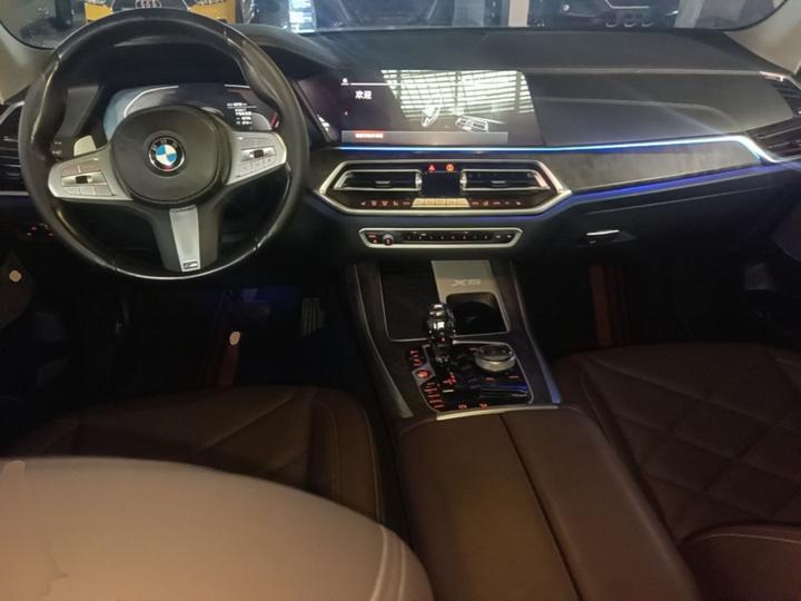 X5 2022 Facelift xDrive 30Li Exclusive M Sport Package photo 5