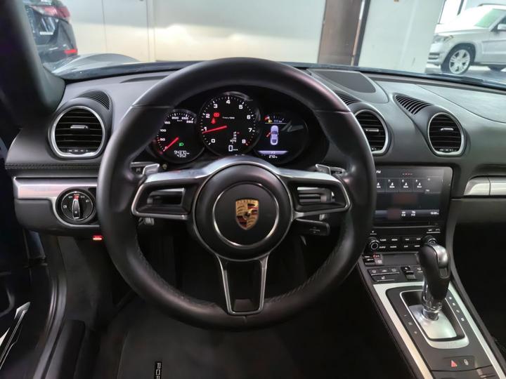 718 2018 Cayman 2.0T photo 6