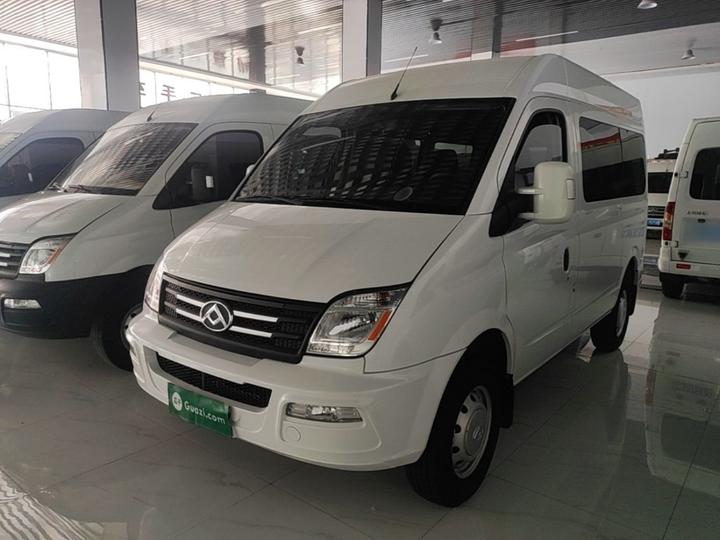 MAXUS V80 2023 2.0T MT Classic Power Short Wheelbase 5/6-Seater