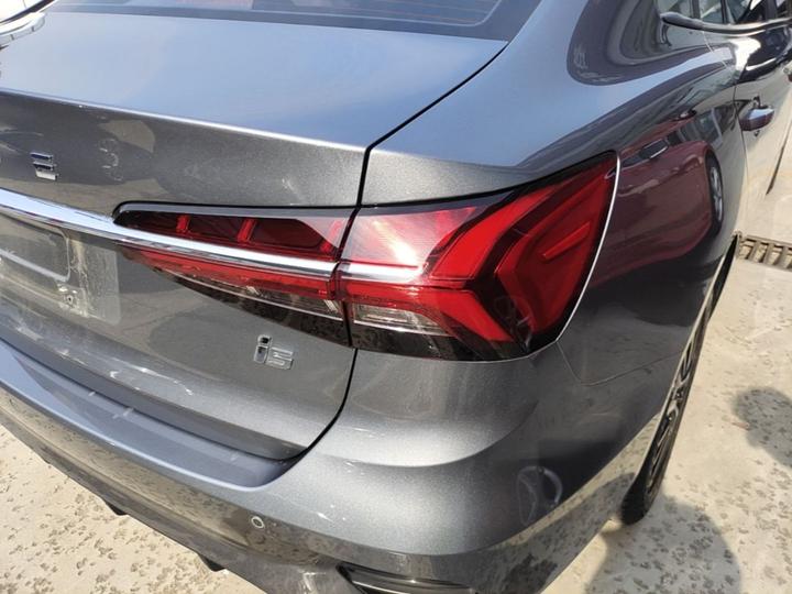 i5 2021 1.5L MT Platinum photo 7
