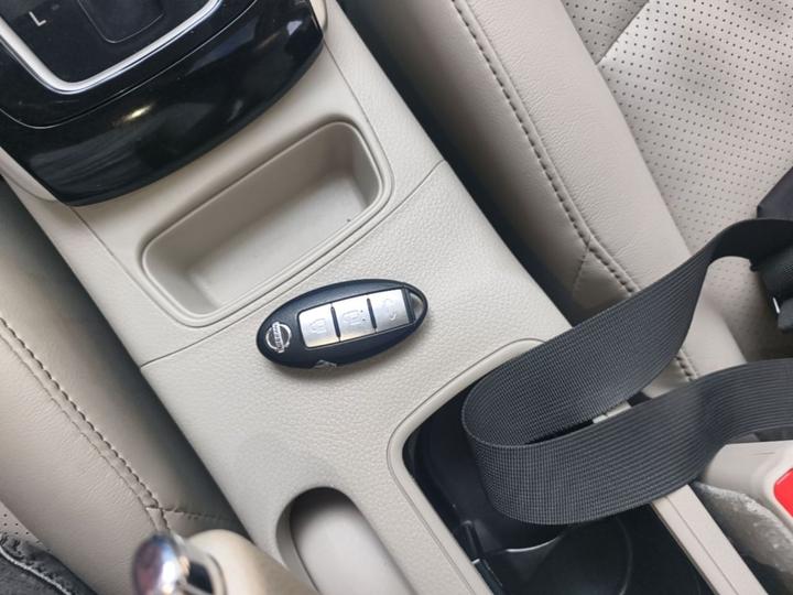 Sylphy 2016 1.6XL CVT Luxury photo 8