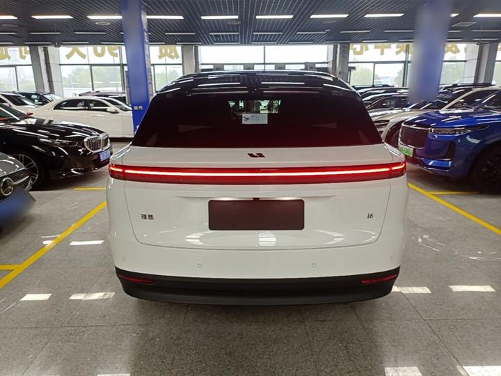 Li Auto i6 2025 RWD Standard photo 3
