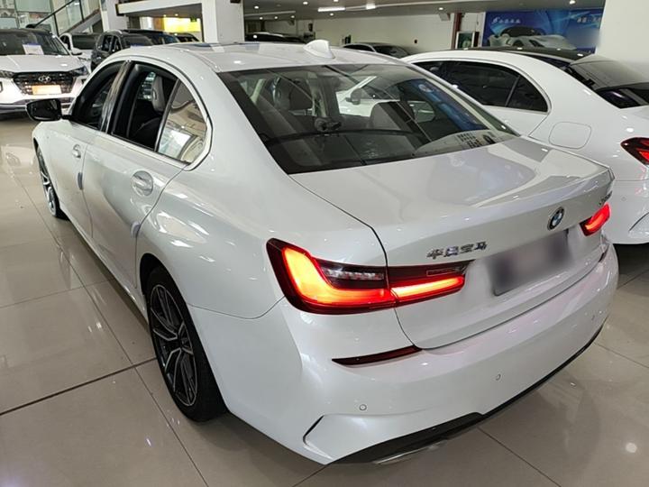 3 Series 2022 Facelift 320Li M Sport Package photo 4
