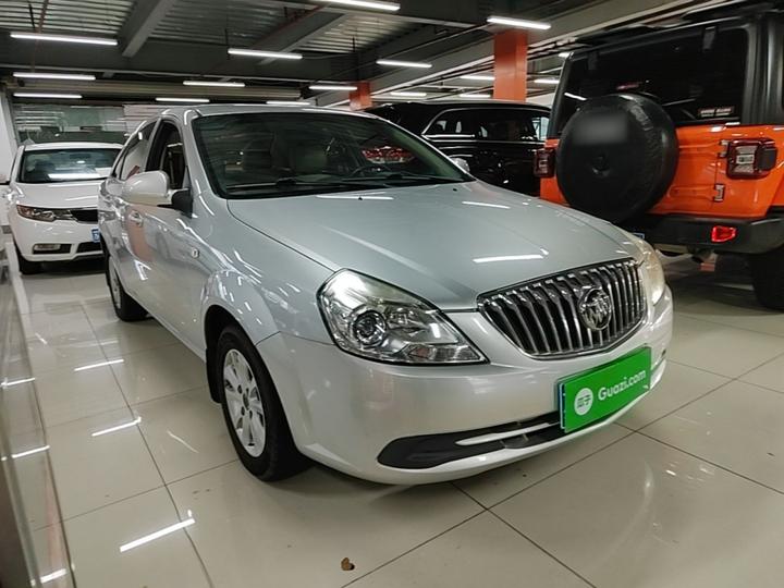 Excelle 2015 1.5L AT Classic photo 3