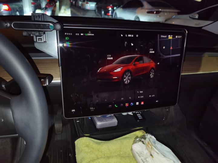 Model Y 2022 Facelift RWD photo 4