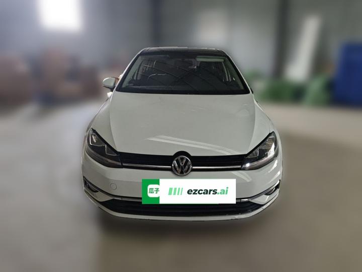 Golf 2018 230TSI AT Comfort photo 2