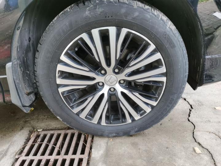 Avancier 2017 370TURBO AWD Exclusive photo 8