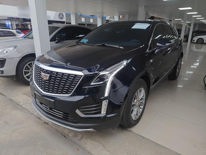 XT5 2021 28T Luxury