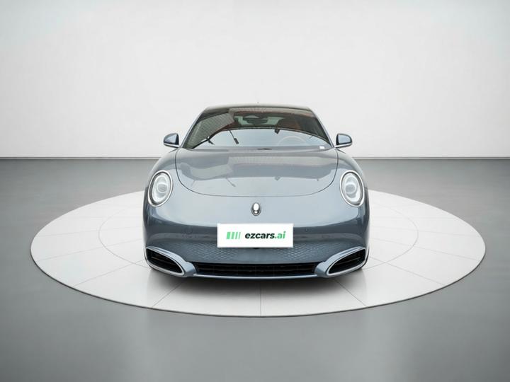 2022 555km Premium photo 2