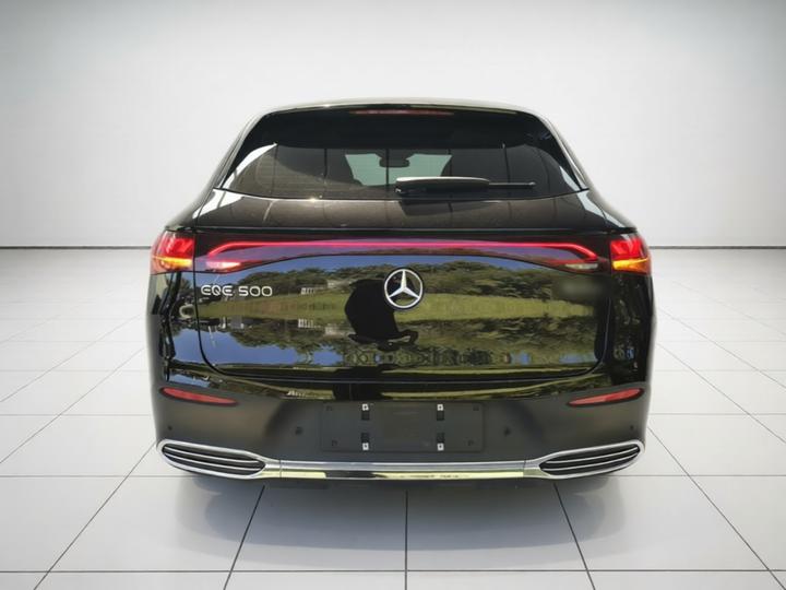 EQE SUV 2024 500 4MATIC photo 5