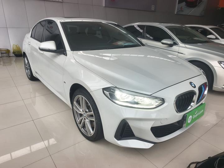 1 Series 2020 125i Leading M Sport Package photo 3