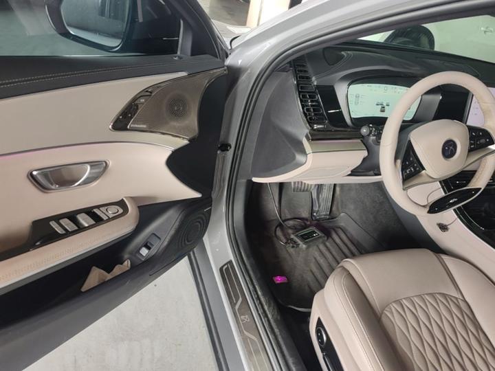 Han 2025 DM-i 125KM Premium photo 3