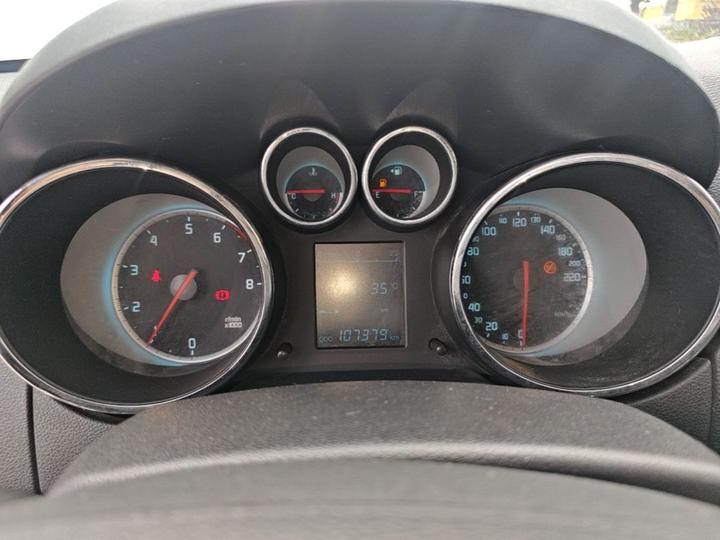 CS35 2015 1.6L MT Premium IV photo 7