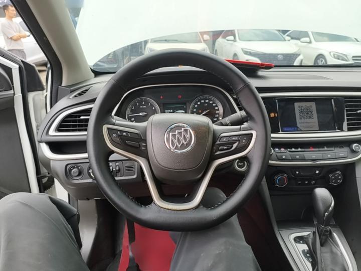 Excelle 2021 Facelift Classic 1.5L AT Elite photo 6