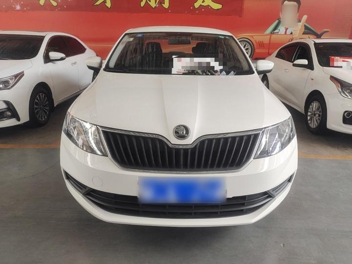 Rapid 2018 1.4L MT Standard photo 2