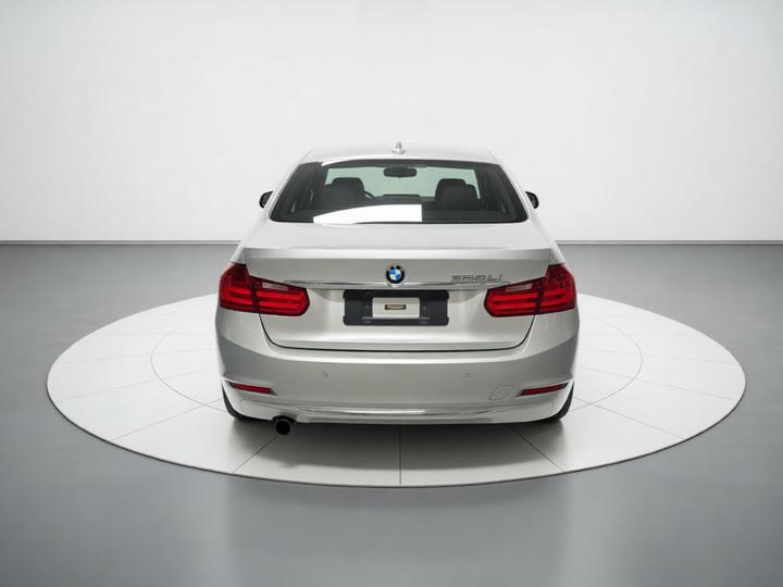 3 Series 2013 320Li Luxury Design Package photo 5