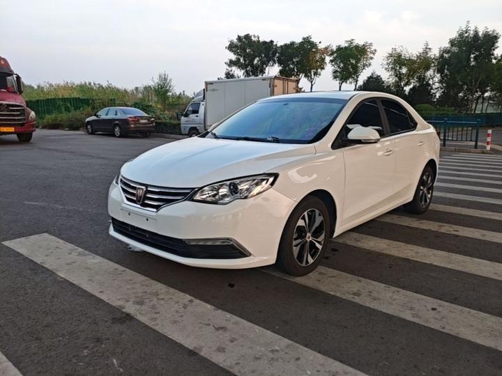 360 2017 1.5L AT Luxury