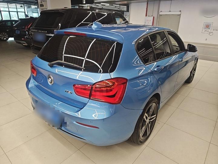 1 Series Imported 2018 118i Sport Design Package photo 6