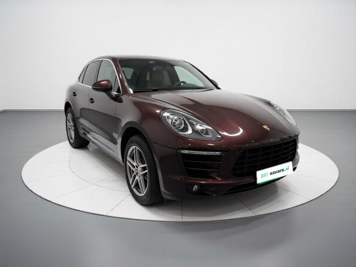 2017 Macan 2.0T photo 3