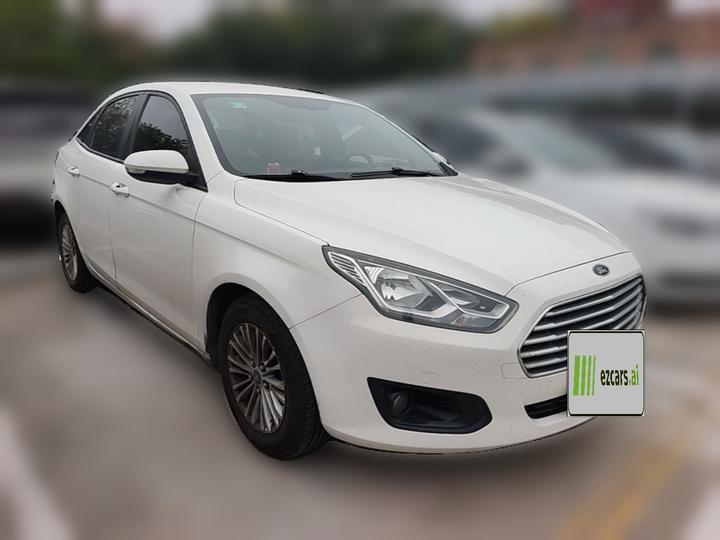 Escort 2015 1.5L AT Comfort photo 3