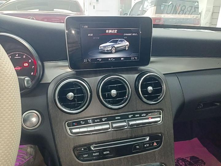 C-Class 2017 Facelift C 200 Sport photo 4