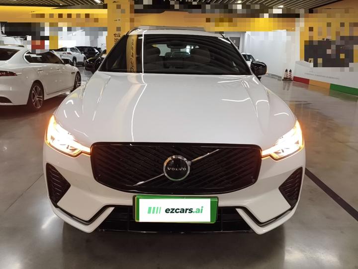 XC60 2026 B5 AWD Sport photo 2