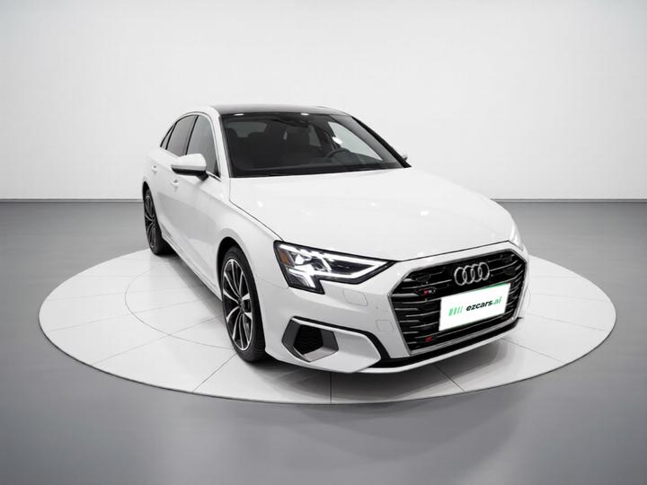 A3 2023 Sportback 35 TFSI Luxury photo 3